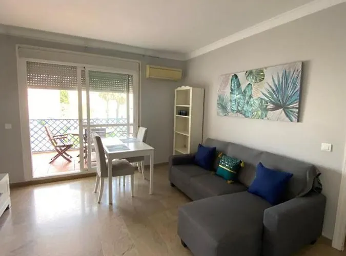 Apartamento Junto Al Puerto Deportivo De Estepona